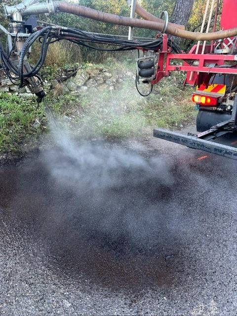 Projection d'enrobé avec le Blowpatcher