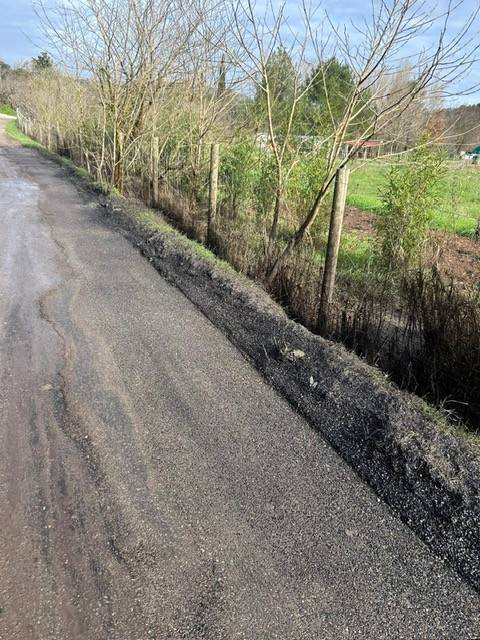 Entretien des bords de chaussée à l'enrobé projeté dans le 13