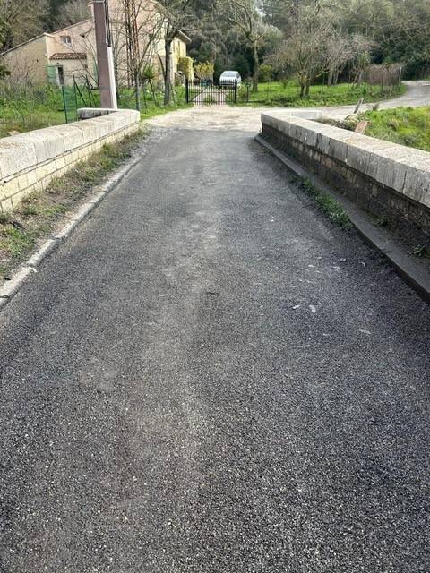 Réparation voirie à l'enrobé projeté dans le 13