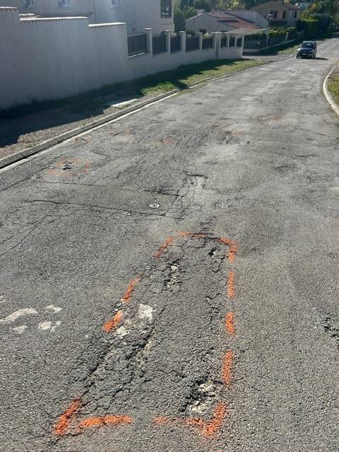 Réparation nid de poule dans le 34