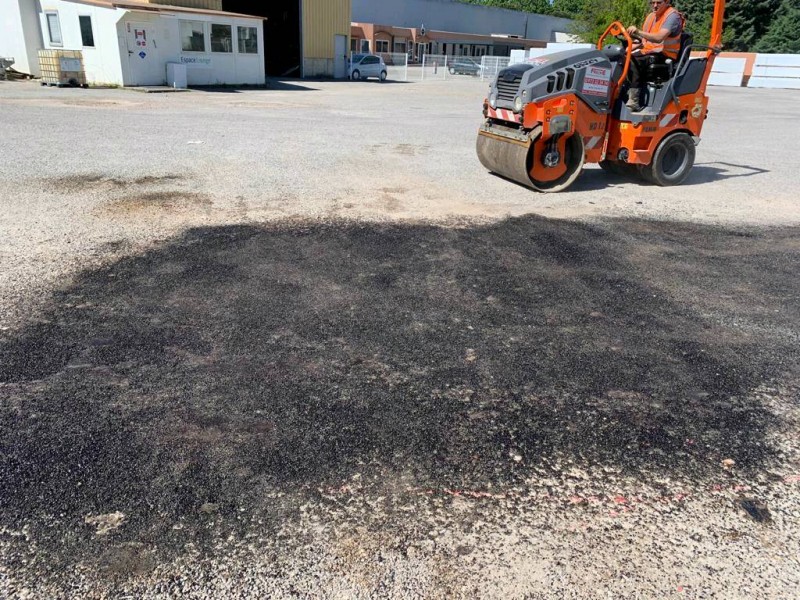 Réalisation d'un chantier avec notre BLOW-PATCHER sur Pertuis dans les Bouches-du-Rhône