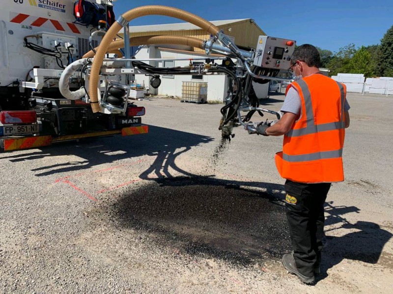 Réalisation d'un chantier avec notre BLOW-PATCHER sur Pertuis dans les Bouches-du-Rhône