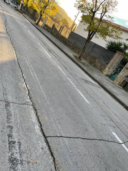 fissures d'enrobé voiries