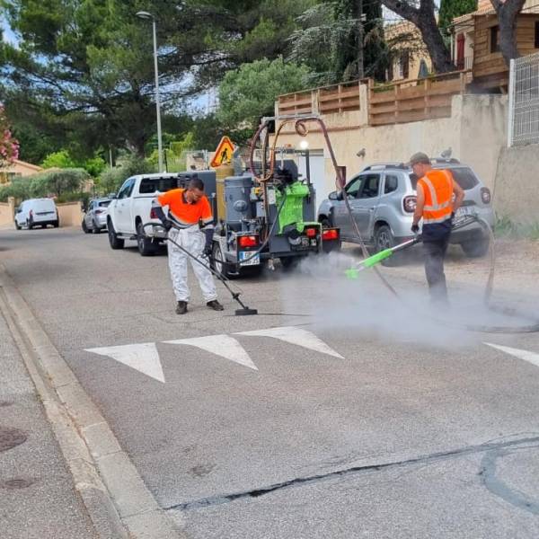 réparation de voirie fissures route goudronnée dans le 13