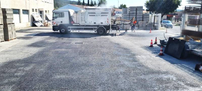 Réparation des enrobés degrades en PACA et OCCITANIE