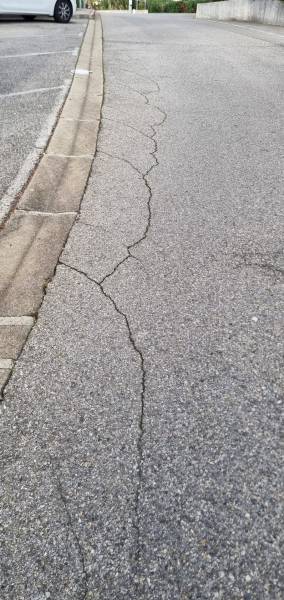 réparation fissures chemin cannes