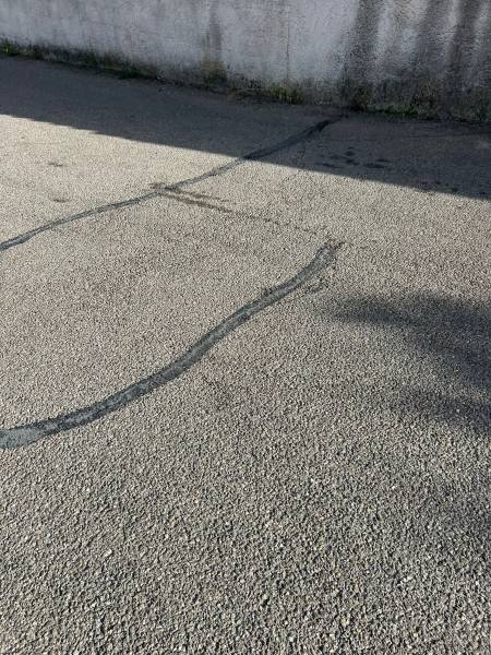 Le fondoir : l’outil essentiel pour un pontage de fissures de qualité