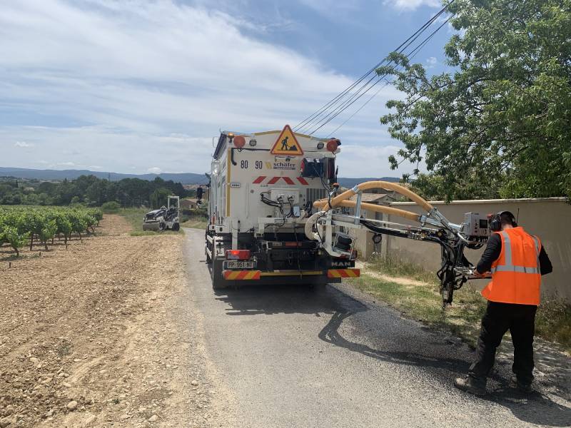 Réparation de bords de chaussée sur la commune de Pertuis dans le Vaucluse