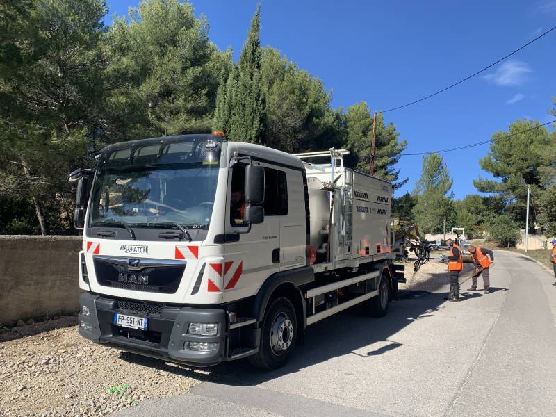 Location du BLOW-PATCHER pour la réparation du bord de la voirie