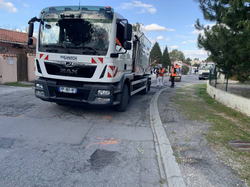 Réparation de Nids de poule sur la voirie dans une résidence située sur CABRIES dans les BOUCHES-DU-RHONE